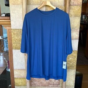 Dressin Women’s Oversized Loose Comfy Blue Scoop Neck T-Shirt With Side Slits